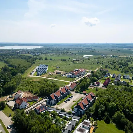 Coast Close To The With Parking & Balcony By Renters