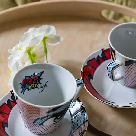 Coast Close To The With Parking & Balcony By Renters