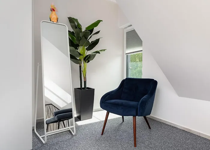 Coast Close To The With Parking & Balcony By Renters Appartamento *